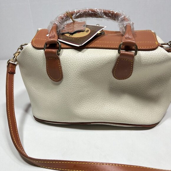 NWT Coldwater Canyon Women's Genuine Split Leather Crossbody Purse Cream Brown - Picture 9 of 12